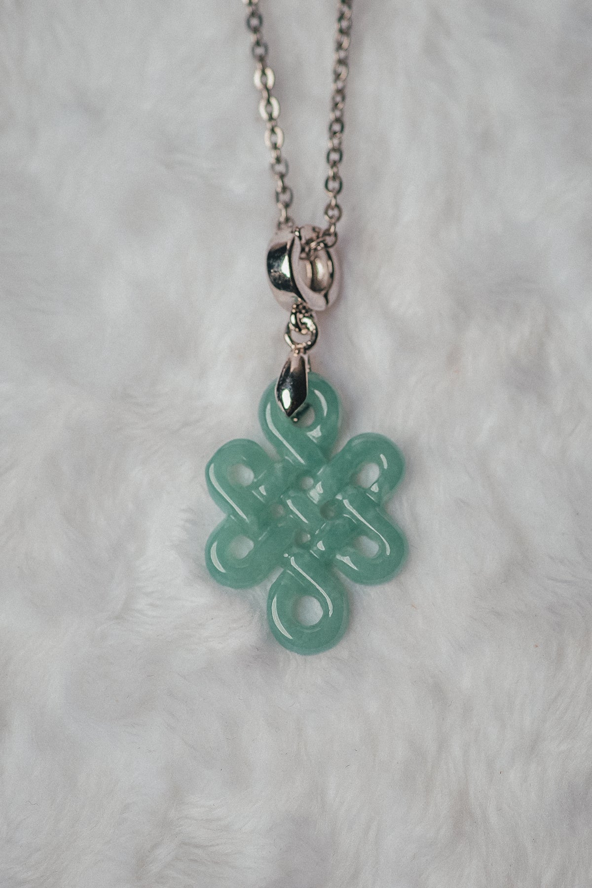 Handmade Traditional Endless Knot Jade Necklace