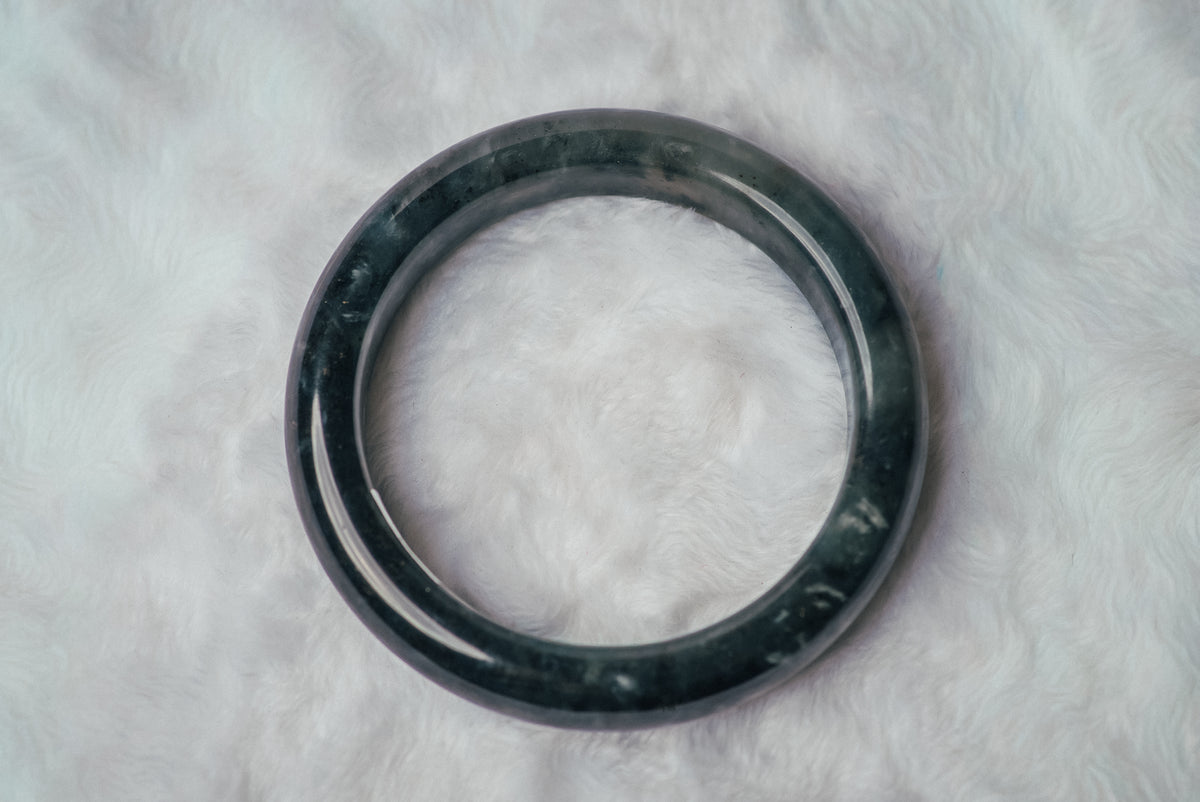 Two-Toned Dark Xiuyan Jade Bangle