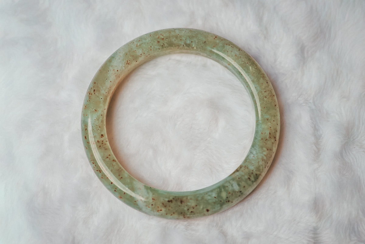 Two-Toned Yellow Xiuyan Jade Bangle