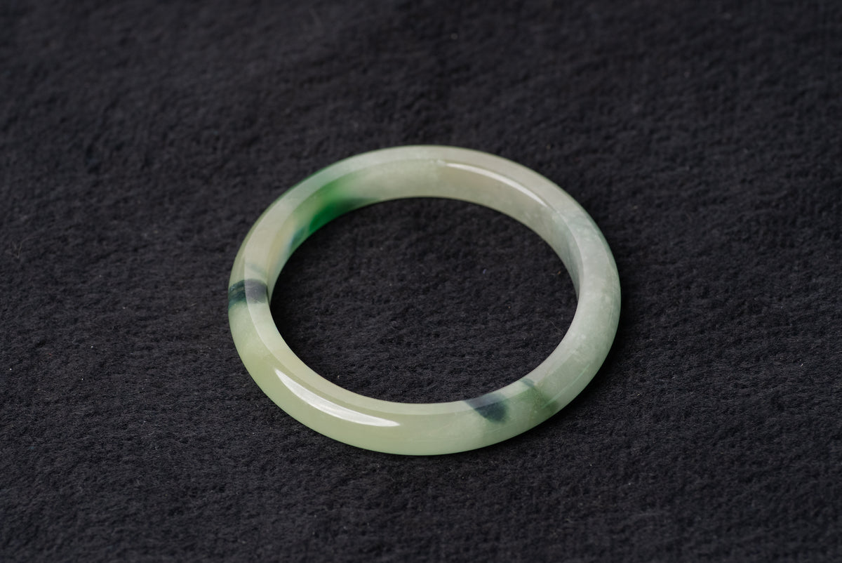 Tri-Toned Jade Bangle