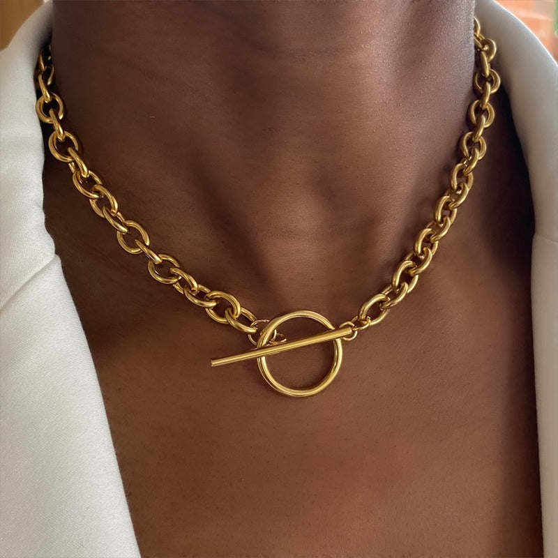 Paper clip chain