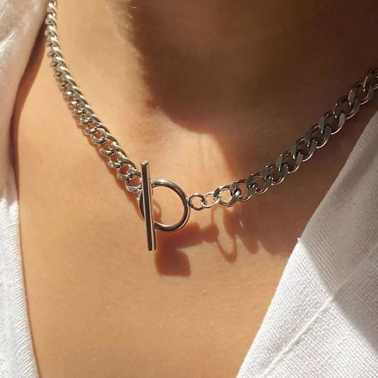 Paper clip chain