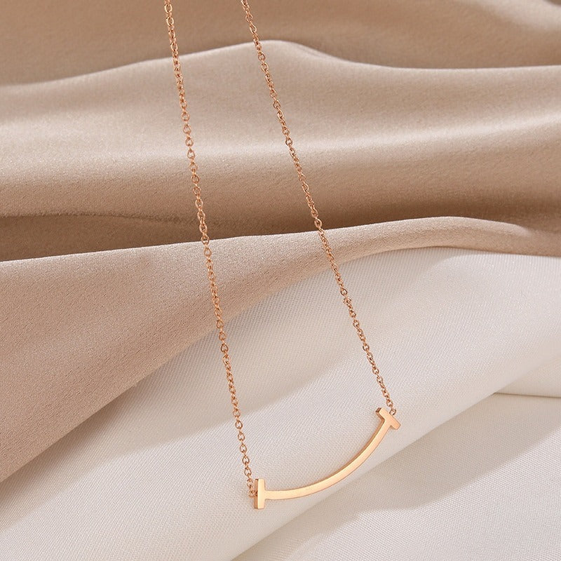 smile Face necklace gold