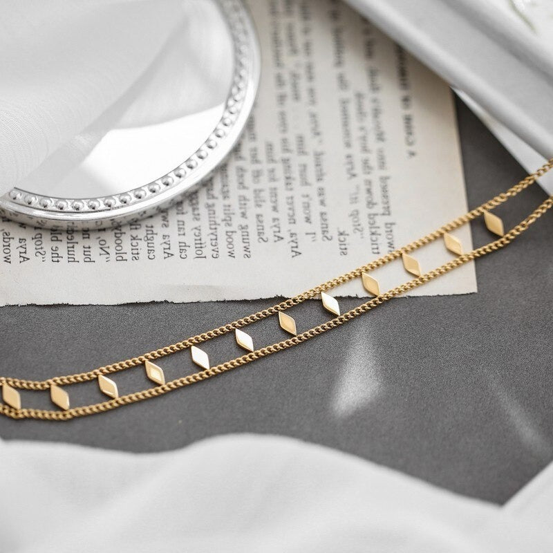 Choker two layers