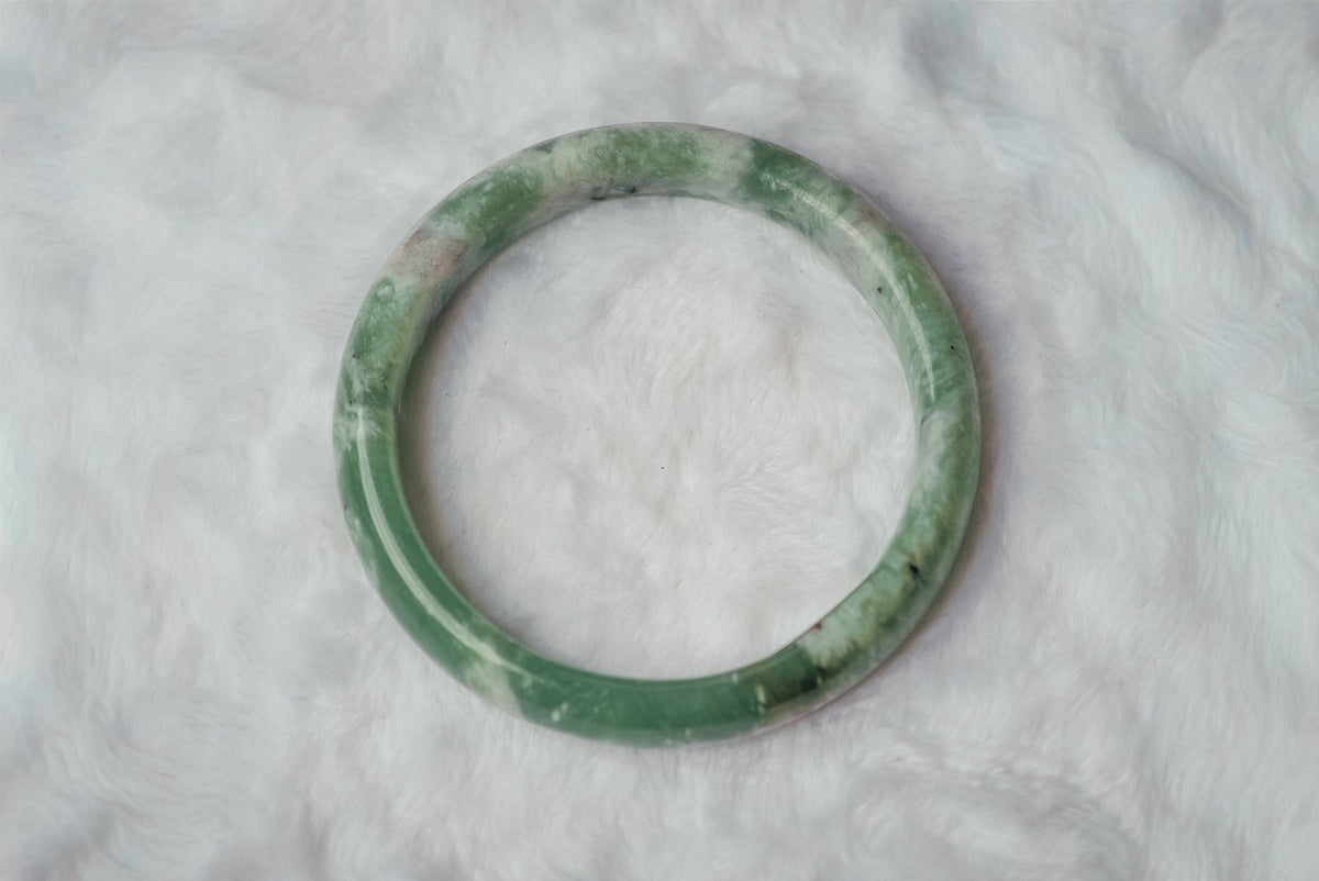 Two-Tone Green Xiuyan Jade Bangle