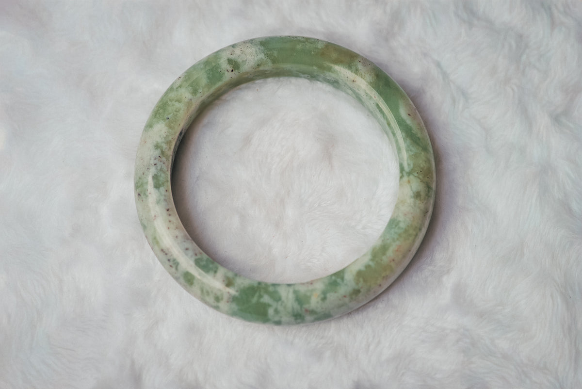 Two-Tone Green and White Xiuyan Jade Bangle