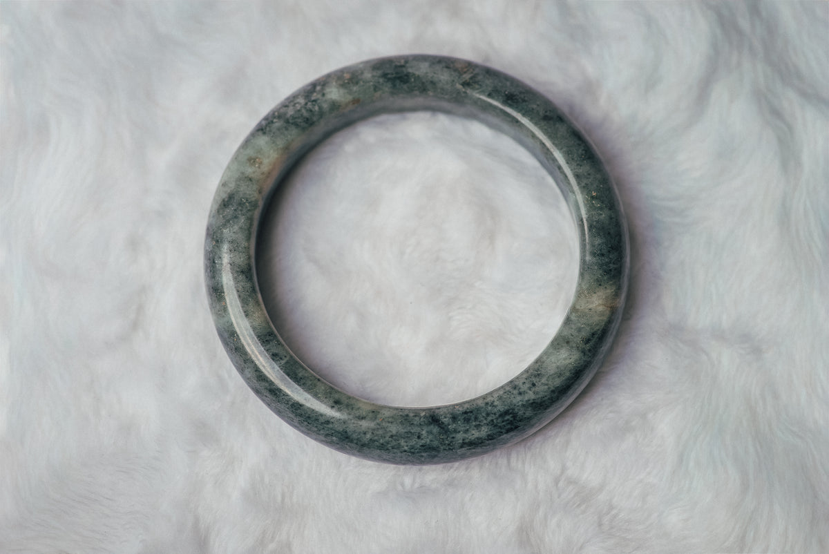 Two-Toned Dark Xiuyan Jade Bangle