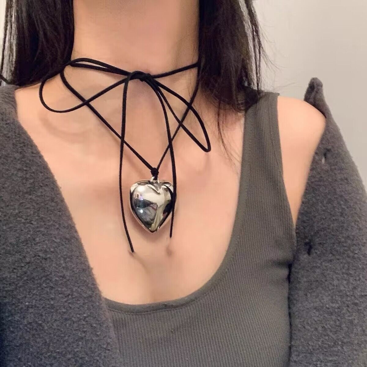 Women heart necklace gold