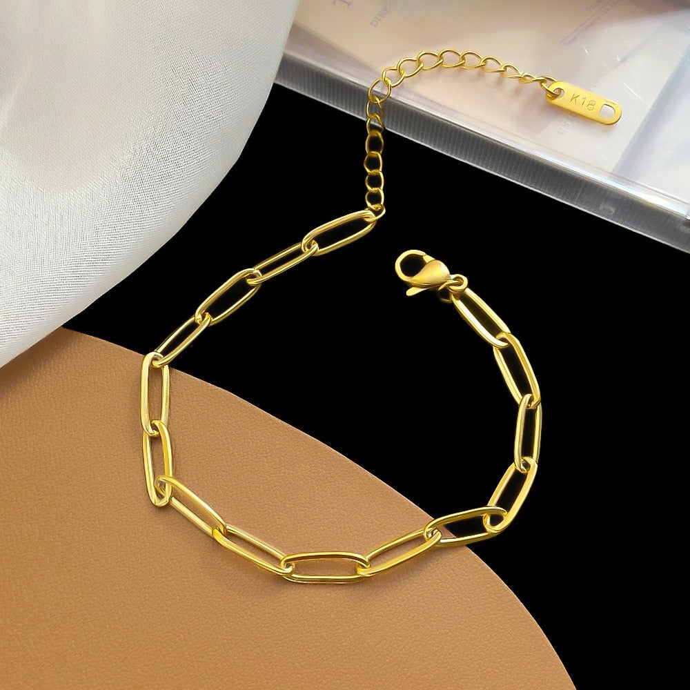 Paper clip Chain