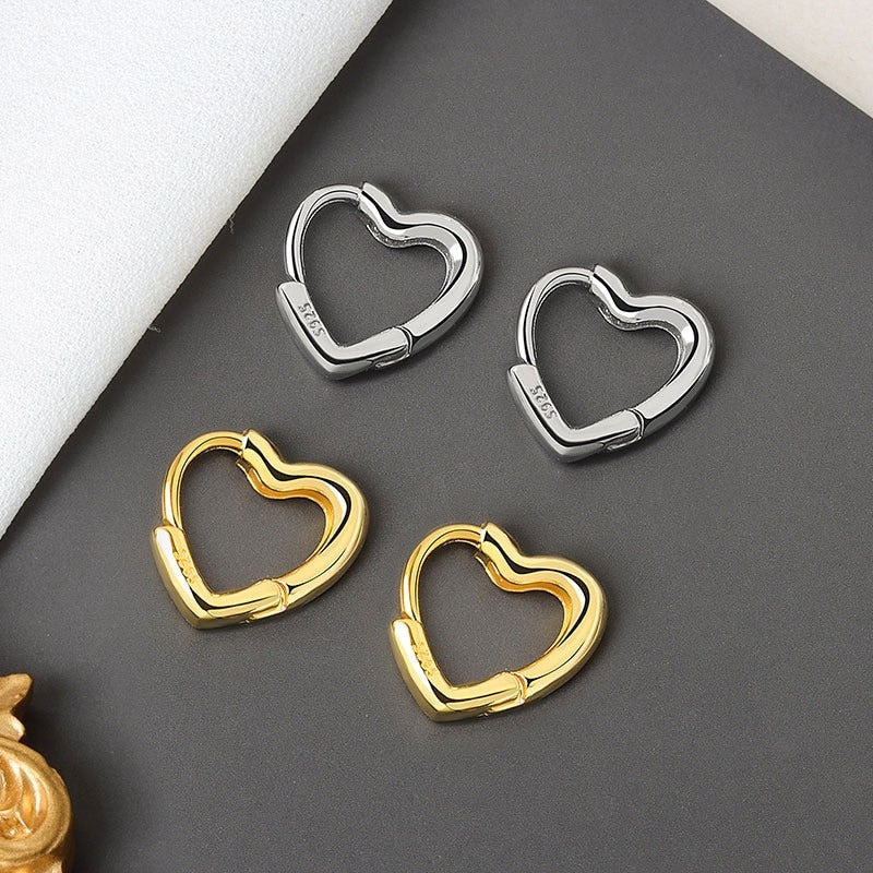 Women silver heart shape heart