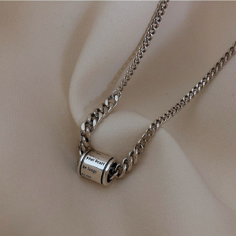 Women silver necklace