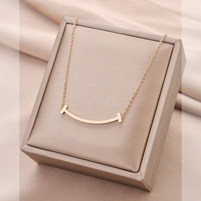 smile Face necklace gold